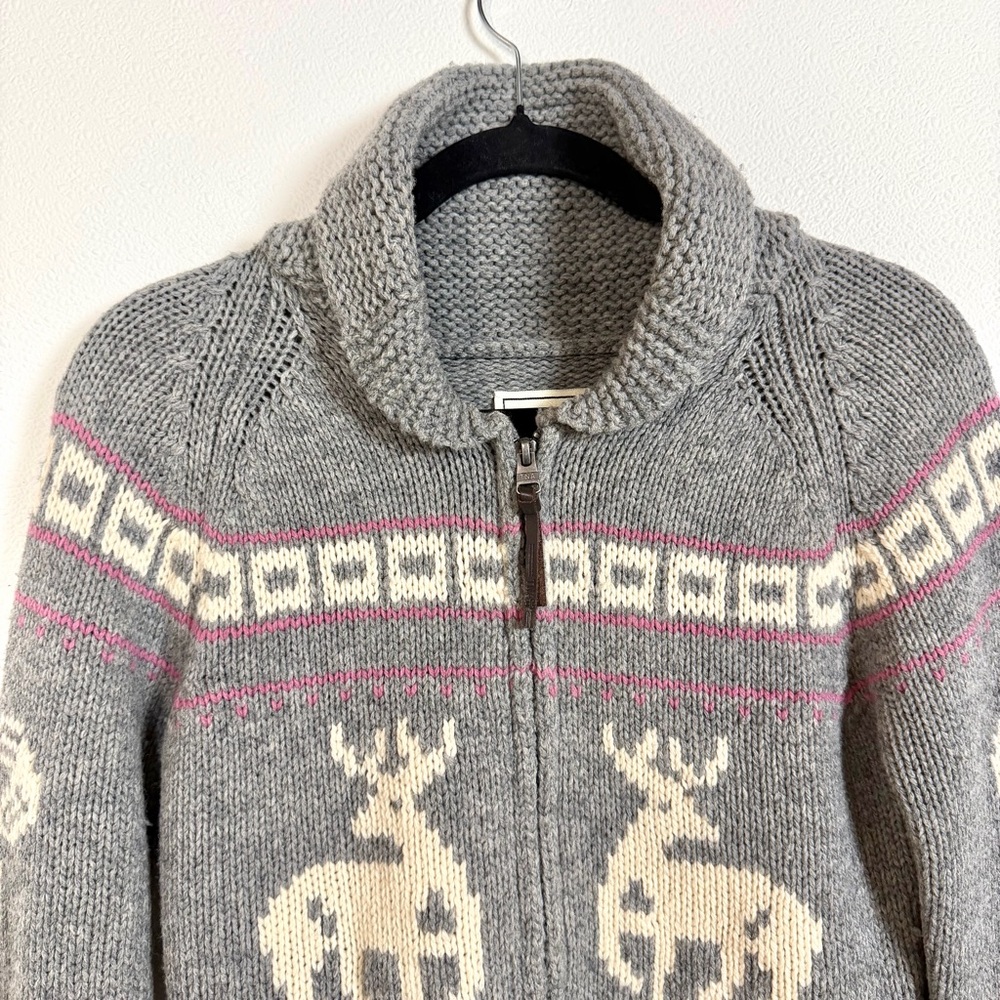 TNA 100% Lambswool Deer Fair Isle Zip Cardigan Sweater Medium Grey Nordic Cabin - Picture 3 of 15